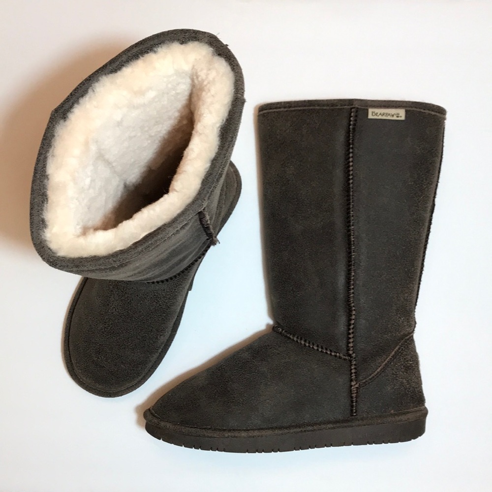 BearPaw Size 7 Tall Sheepskin Suede boots